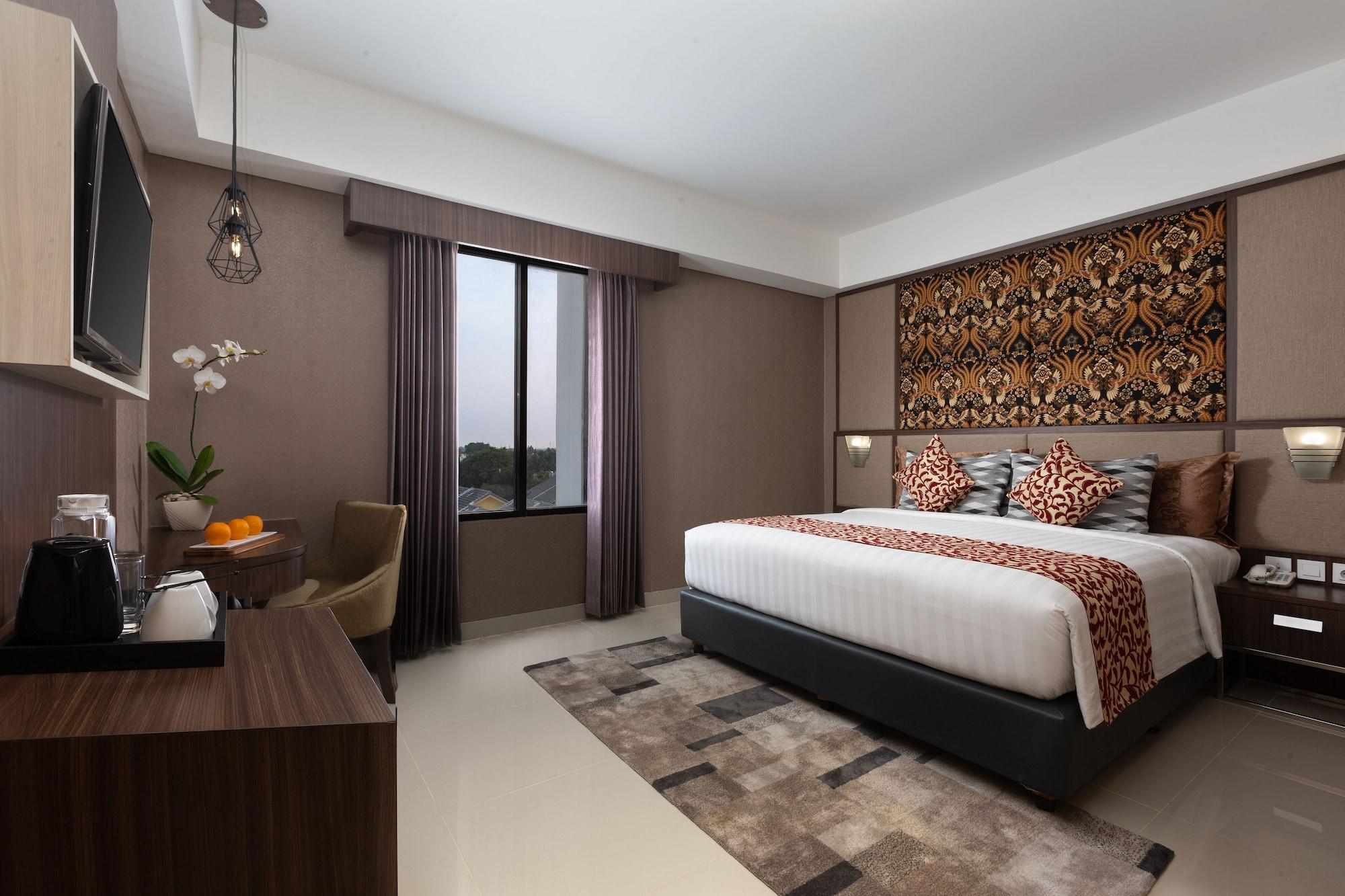 The Alana Hotel & Conference Center Malioboro Yogyakarta By Aston Exterior photo